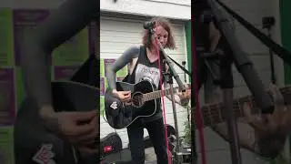 Laura Jane Grace - Black Me Out @ 4 Seasons Landscaping