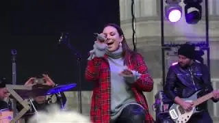 4K: Ewa Farna - Na ostří nože (Společné století, Staroměstské náměstí, 27.10.2018)