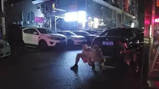 Taemin1998 in China: Taemin dances with a Shiba Inu dog