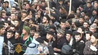 Arrest warrant adds to Iraq's religious feud
