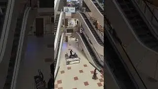 P&M mall                           #music (Gautam Kumar)