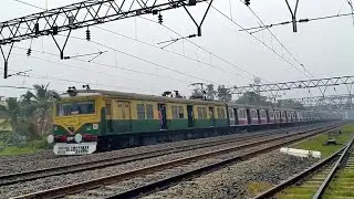 Conventional local train came from Howrah junction run under Bally bridge