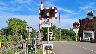 Wadborough Level Crossing, Worcestershire