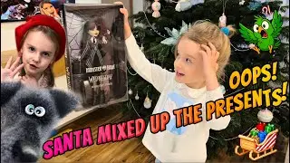 Santa Mixed Up the Gifts! 🎅 Teresa helps Wednesday, Cinderella & more! 🎁✨