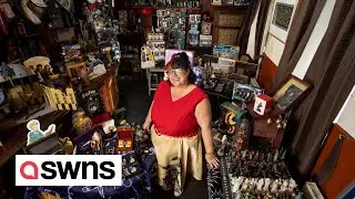 Woman obtains world's largest Harry Potter collection - with over 6,000 items | SWNS