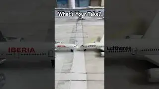 The Airbus A350-900 or The Boeing 787-9? #modelairport #airplane #modelairplane #aviation #daron