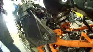 2015 KTM 690R EnduroABS &mdash; Усиление болта бака
