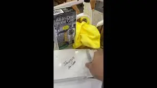 Proof ioSeal&reg; защищает кварц от стойких пятен маркера (ioSeal&reg; по сравнению с незащищенным кварцем)