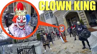 When you see the Clown King and his royal guards, DO NOT Approach him! (He captured my girlfriend)