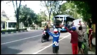 Edisi ngolek TELOLET dwe versi jmp crew