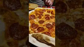 Eating Stone oven baked Pizza @ Pizza Italy in Soi Boomerang