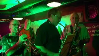 Jull&acute;s Boogie   -   Schluff Jull