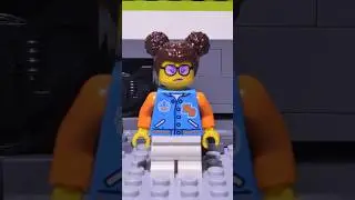 Jeune femme argneuse | Figurine LEGO 60337 | Le train de voyageurs express