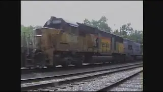 CSX Freight Train with Great Consist and Leslie RS5T [1992 Vintage CSX]