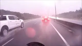 21/03/22 Heavy Rain in Auckland (& lightning)