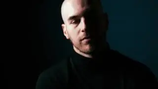 Manu Katch&eacute; - Paris me manque feat. Jazzy Bazz