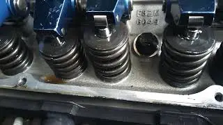 Svo heads springs in a bind. sbf 351 Windsor