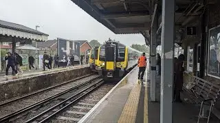 450069 + 450067 and 450052 + 450009 at Farnham 05/07/2024