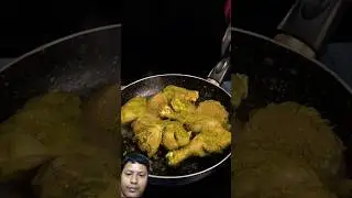 pan fry chicken 🍗#panfriedchicken #panfry #chicken #shorts #cooking