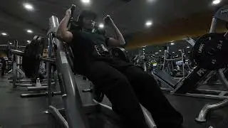 KNEE SHATTERING LEG DAY *Voice Over* *UPDATES*