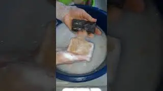 Мыление ретро мыла,много пены