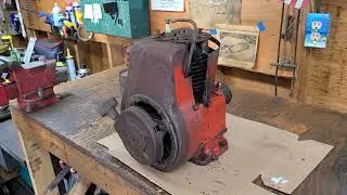 Rebuilding a Clinton B1290 Engine Part 1... The Tear Down and Inspection VinsRJ