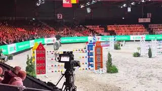 Wadro&rsquo;s Maggie May v Zirocco Blue x Amaretto @ 1m45 csi*** indoor Friesland Leeuwarden Winner