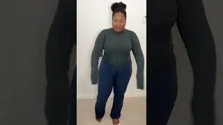 Trying on Aritzia Activewear