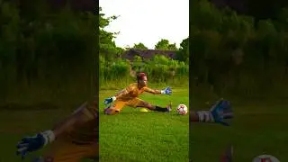 Latihan dasar kiper 1vs1!! #shorts