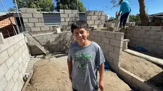 🔵Día 11 de la construcción de la NUEVA CASA de William y familia/ Donación CASA #55 en El Salvador🇸🇻