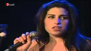Amy Winehouse : I Heard Love Is Blind Live