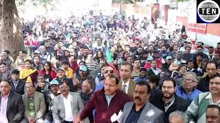 United Forum of Bank Union conducts massive protest at Jantar Mantar