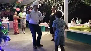 bautizo de la nieta de don Jos&eacute; ballinas...los macuiles