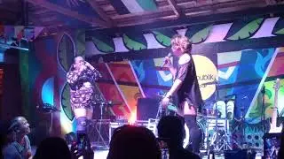 BRENDA MAGE - E Republic Funny Performance Part 1