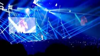 Celine Dion - My heart will go on - LIVE in Paris Bercy (04/12/2013)