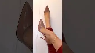 So Kate&rsquo;s Beige 120, Louboutin #heels