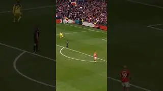 Manchester United smart corner kick ⁉️ //#manchesterunited #mbeumo #fypシ゚viral #viral