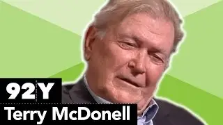 Terry McDonell describes the origins of Us Weekly (2016)