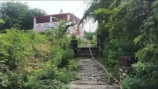 Bithoor pathar Ghat Ke piche Sahdev Puri Baba🙏 ka mandir banaa hua Hai shradhalu Aaye 🙏