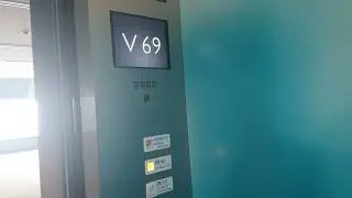 (45km/h After modernization)Mitsubishi Ultra High Speed Elevator at Yokohama Landmark Tower, Japan