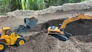 Amazing RC construction - Dredging and earth moving using RC excavator and RC Bulldozer