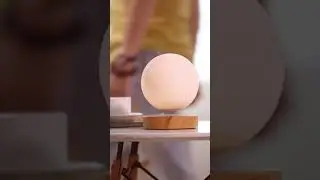 VGAzer Levitating Moon Lamp