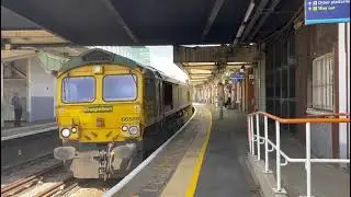 66 569 departs Clapham Junction with thrash and tones!