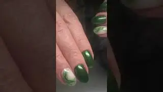 Green nail design #nailpolish #naildesign #greennails #ульяновск #маникюр #дизайнногтей #ногти