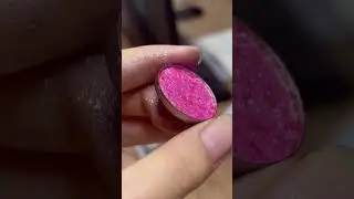 Share Mutichrome Eyeshadow#multichrome #duochrome #eyeshadow #shadow #makeup #chrome #chromepowder