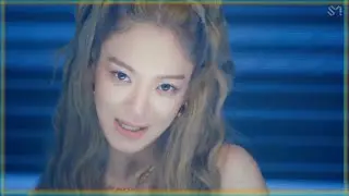 Hyoyeon rap: &ldquo;amureon mangseorim ttawido meotdaero kkeullyeotdeon geudaero&rdquo;