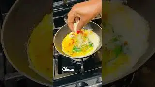 Breakfast Egg Croissant Sandwich in 5 minutes | Easy Recipe #shorts #breakfast #viralshorts