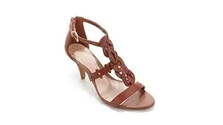 Vince Camuto 