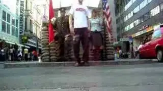 Soviet vs US soldiers at Charlie (stand day 137)