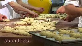 Mandlovka a její ruční výroba